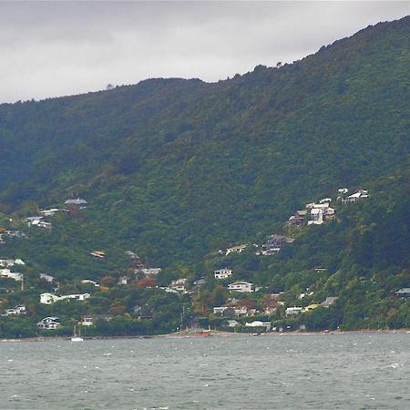 Bush House Bed and Breakfast Lower Hutt Exterior foto